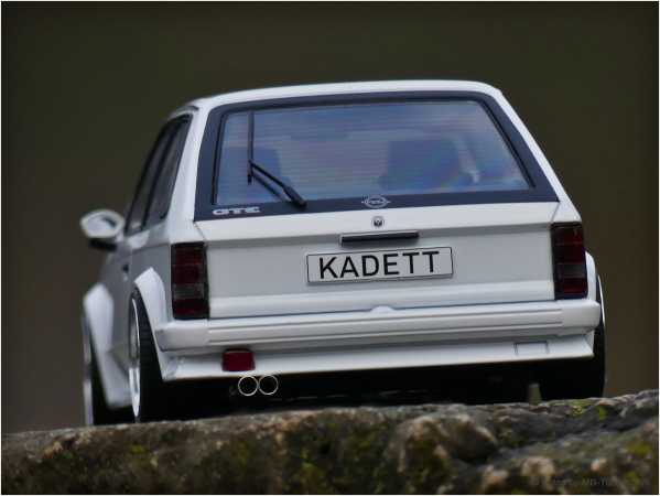 1:18 Opel Kadett D GTE withe 1983 inkl OVP